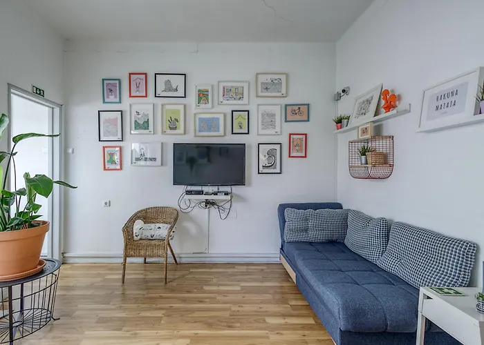 Travel & Live Hostel OOporto